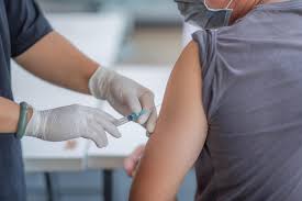 Rokotteiden puute on hidastanut  Covid-rokotusohjelmien käynnistämistä Palm Beachin piirikunnassa. Lake Worthin amerikansuomalaisen Lepokodin asukkaat ja henkilökunta on kuitenkin jo rokotettu talon johdon ripeän toiminnan ansiosta