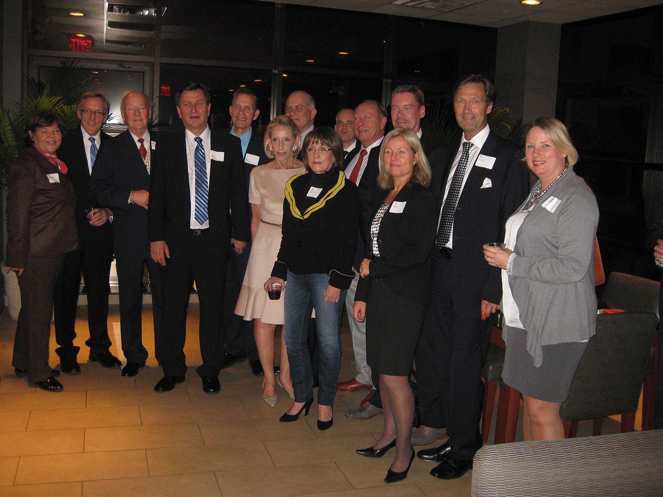 Members of FACC-New York met Consul General Jukka Pietikäinen .