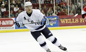 Minnesota Wildin Mikale Granlund pääsee vihdoin näyttämään taitonsa NHL-jäällä. Farmiliiga AHL:ssä Grandlund on ehtinyt jo hullaannuttaa joukkueensa Houston Aerosin kannattajat.